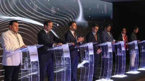 Candidatos proponen cambios en la Reforma Constitucional