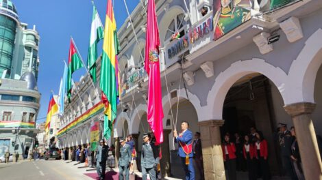 Oruro 200 años de historia con sesión de honor y mensajes de unidad nacional