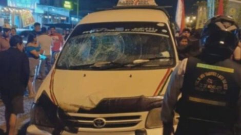 Estudiantes atropellados en desfile en Shinahota