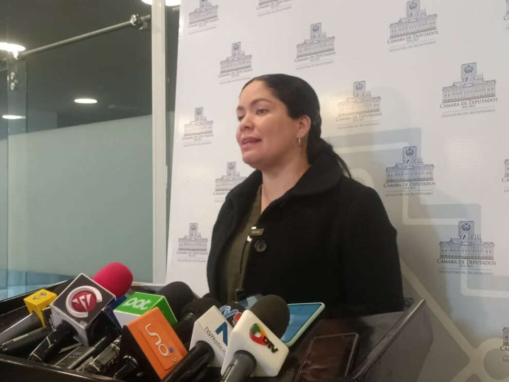 aeropuerto de Sucre en crisis mientras BOA despilfarra millones