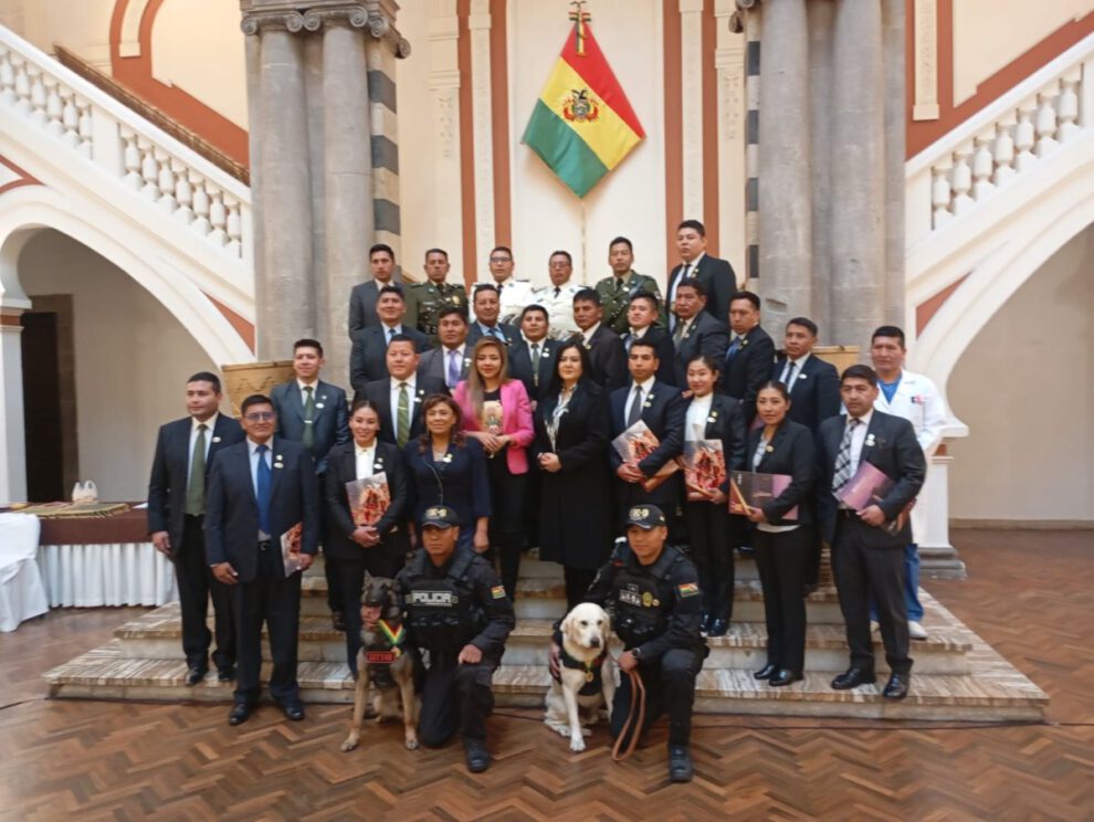 Reconocimiento a la Unidad de Seguridad Presidencial