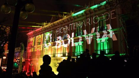 Bicentenario de Bolivia y deseo de futuro democrático