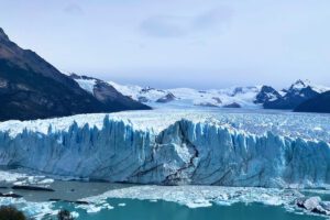Retroceso glaciar Perito Moreno en la Patagonia