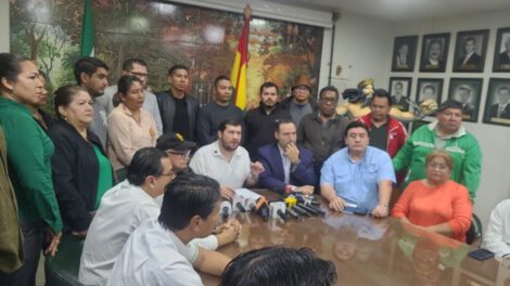 Paro del sector salud en Santa Cruz