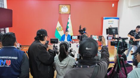 sanciones a Educación de La Paz