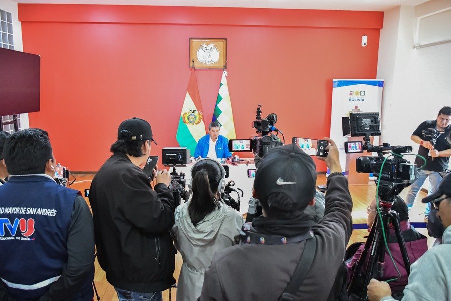 sanciones a Educación de La Paz