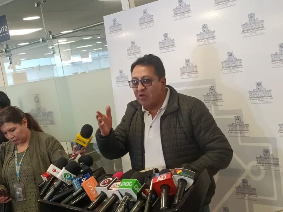 Diálogo urgente de la izquierda liderado por Evo Morales