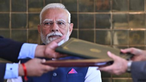 India suspende compras de armas a EE.UU. tras incremento de aranceles