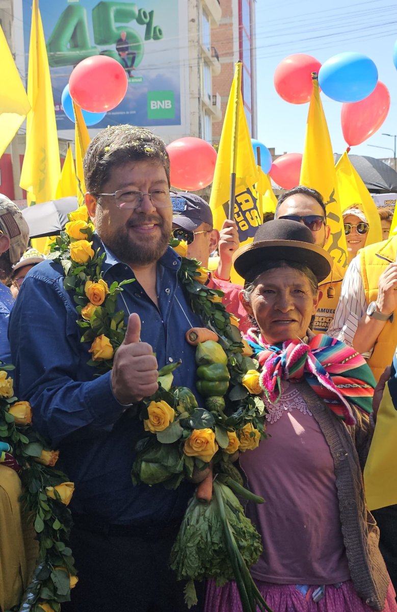 Samuel Doria Medina en el cierre de campaña en Cochabamba