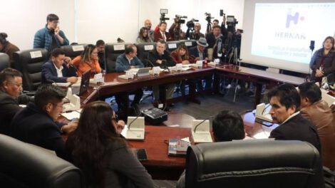 Contrato de litio en la Comisión Legislativa