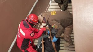 Chofer desempleado muere tras caer del borde de la rampla