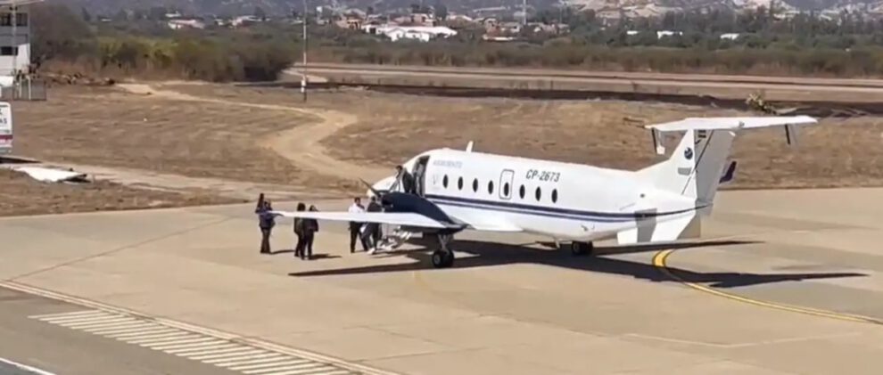 Tuto Quiroga aterriza en Tarija