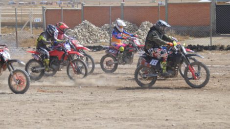 Cuarta prueba departamental de motociclismo en Capachos