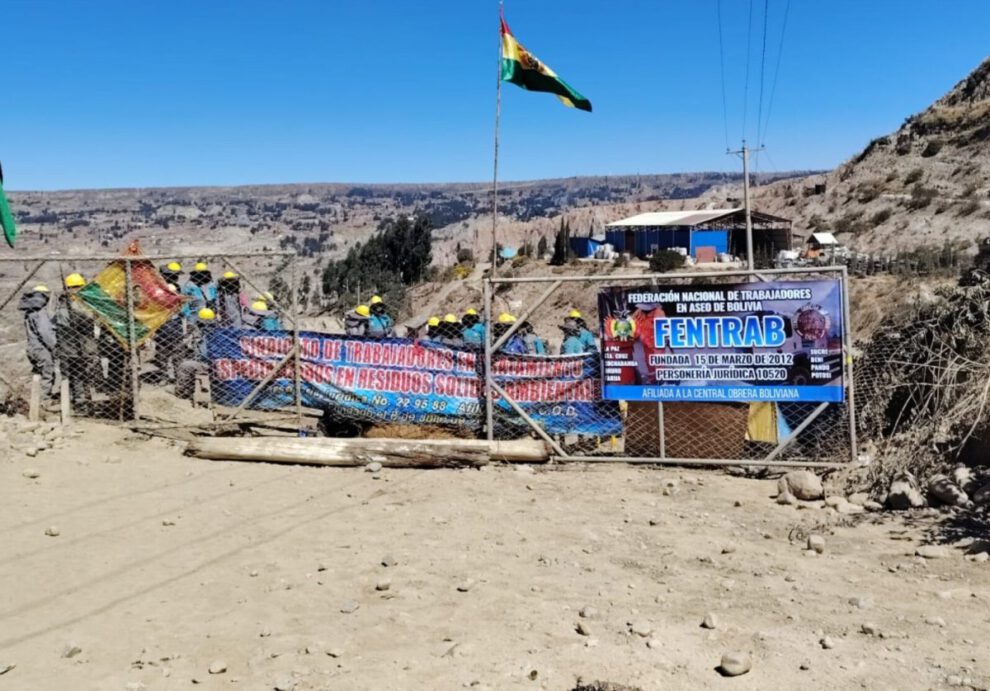 bloqueo del relleno sanitario Sak’a Churu