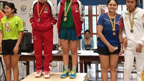 Tenis de mesa orureño brilla en la Copa Bicentenario
