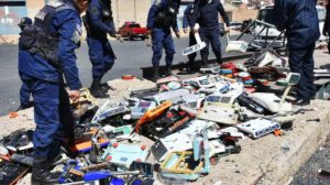 Destrucción de balanzas descalibradas en Oruro