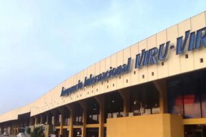 Vuelos internacionales elecciones en el aeropuerto internacional de Viru Viru
