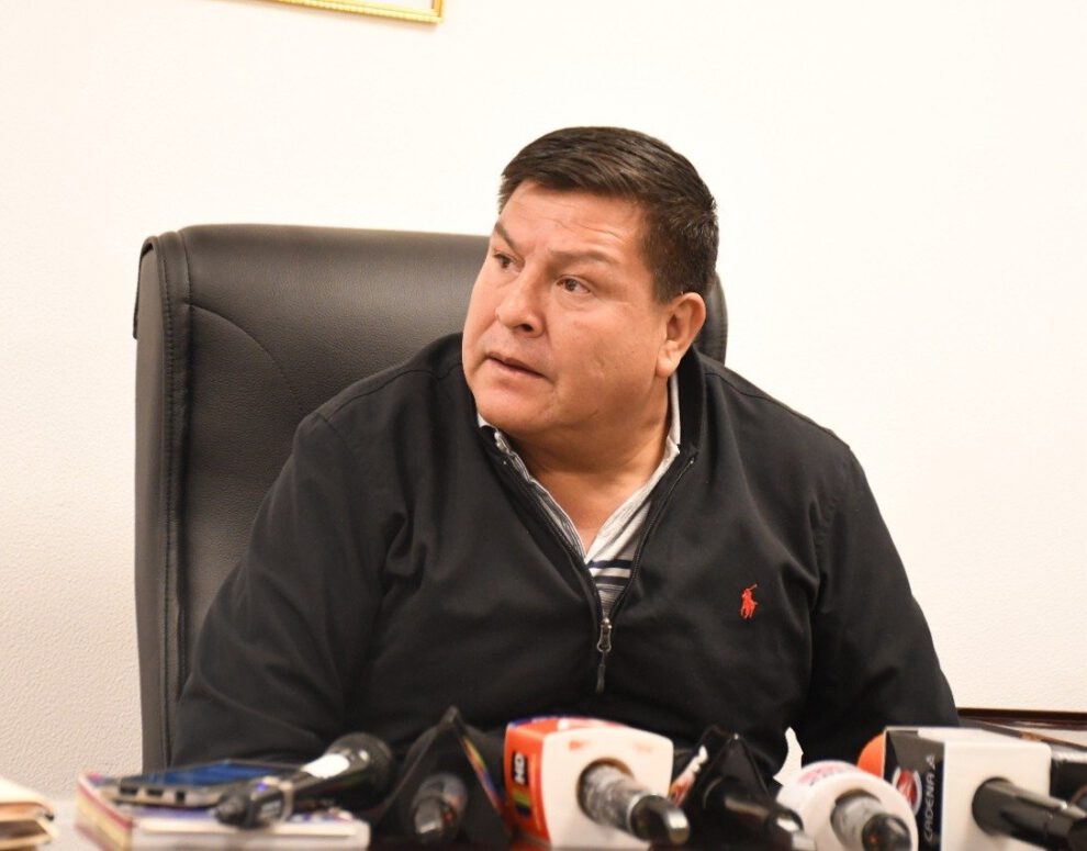 Contratos de litio según Diputado Burgos