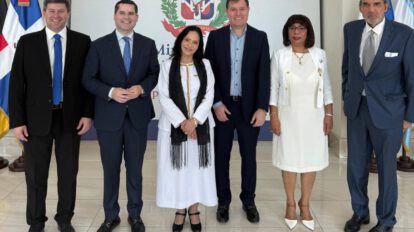 Bolivia y República Dominicana fortalecen lazos comerciales
