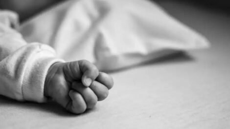 Bebé muere por sofocación con leche en La Paz