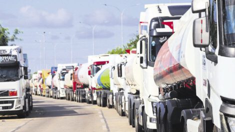 importación de combustible en Bolivia