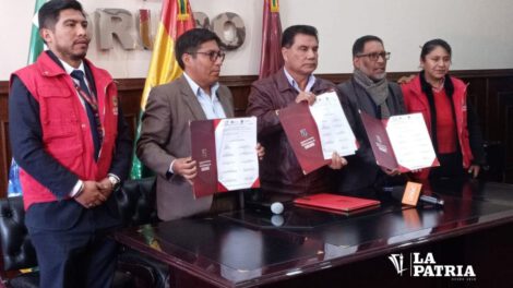 Auto de Buen Gobierno promulgado por el gobernador Johnny Vedia Rodríguez