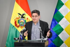 Acaparamiento de combustible en Bolivia