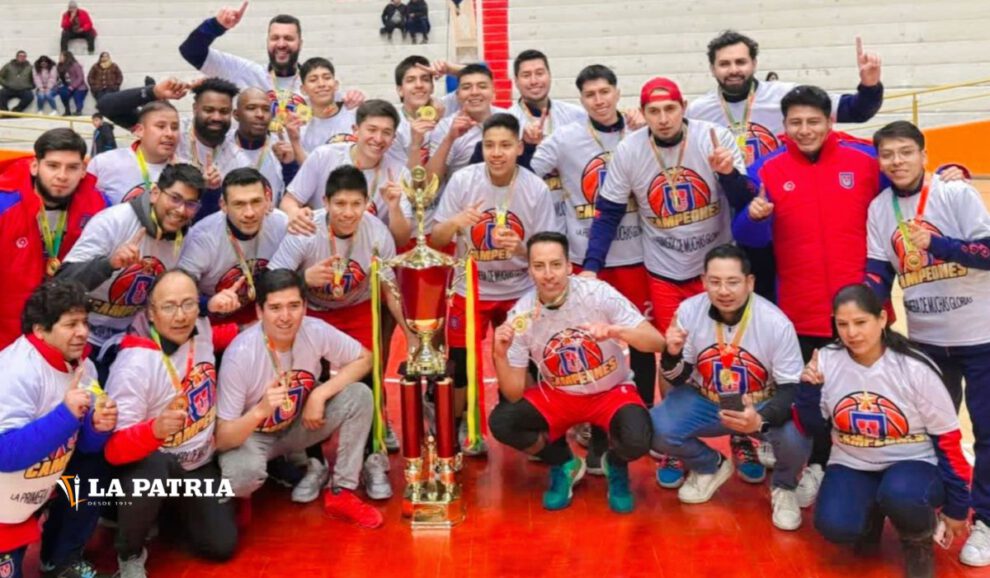 Universitario Libobásquet celebra su primer título