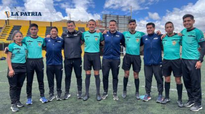 Árbitros orureños reciben insignias PRO