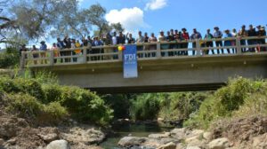 Puente Agua Clara mejora transporte en Pampa Grande