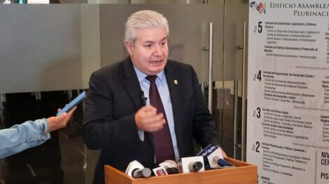 Proyectos de prioridad nacional en Oruro según Enrique Urquidi