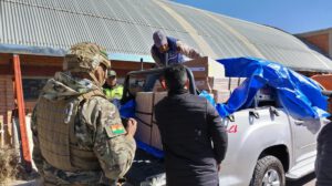 Distribución de maletas electorales por el Tribunal Electoral de Oruro