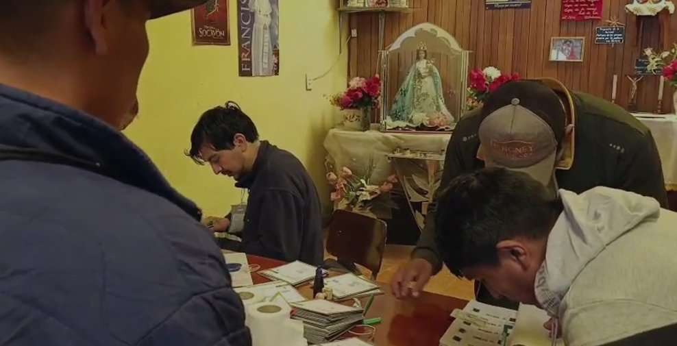 Votación en centros penitenciarios se desarrolla con normalidad