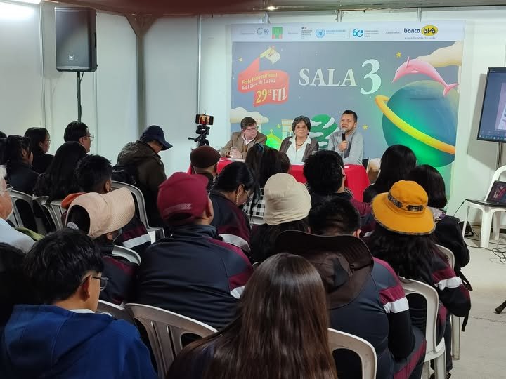 Biografía de Fernando Bravo James como referente sindical y educador en Bolivia