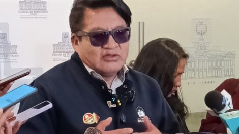 Renán Cabezas critica elecciones y denuncia manipulación política