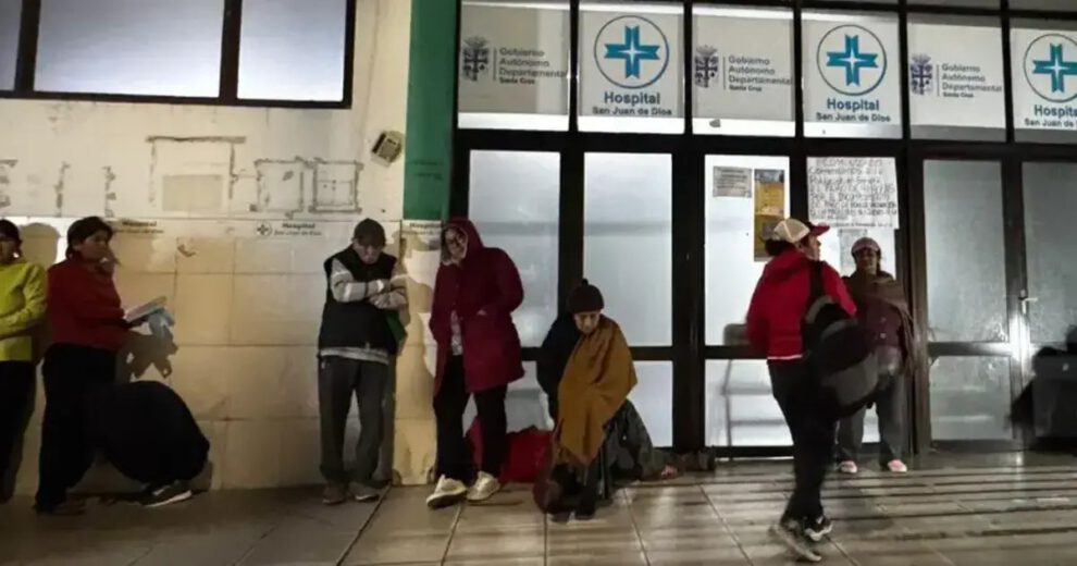 paro indefinido en Santa Cruz