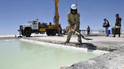 Defensa del litio en el Salar de Uyuni