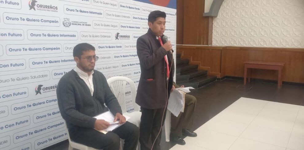 Conflicto mercado Max Fernández