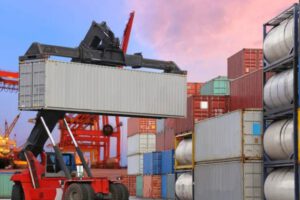 Importaciones bolivianas caen un 4% en valor