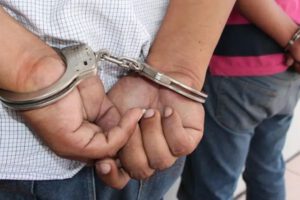 Aprehensiones durante elecciones en Potosí