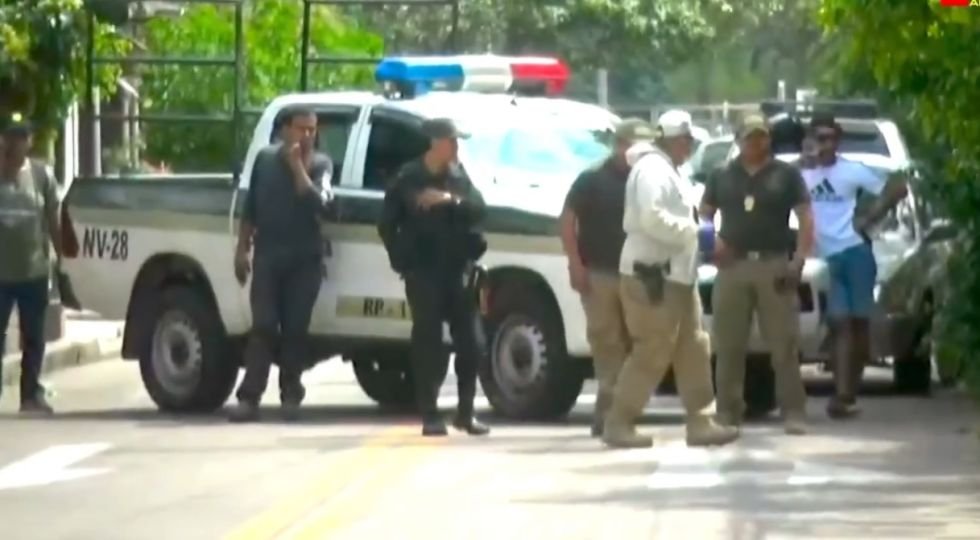 Policía herido en balacera durante operativo en Santa Cruz