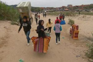 Cruce de frontera en busca de precios bajos