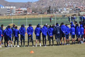 GV San José entrena para su visita a The Strongest