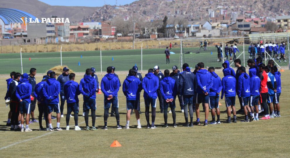 GV San José entrena para su visita a The Strongest