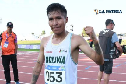 David Ninavia Mamani medalla de plata en 10 mil metros