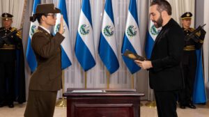 nueva ministra de Educación de El Salvador