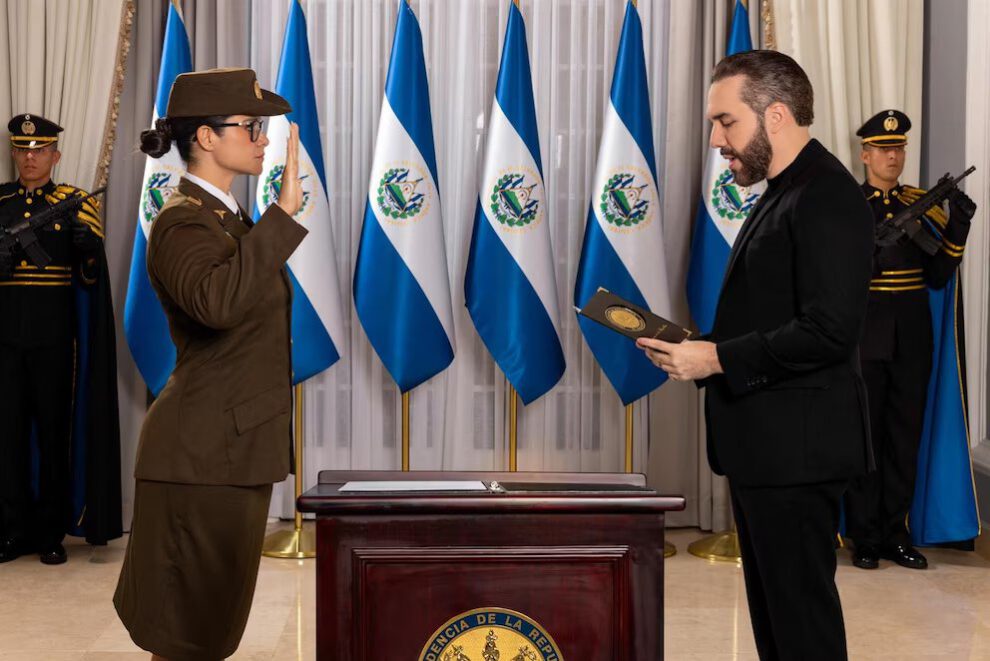 nueva ministra de Educación de El Salvador