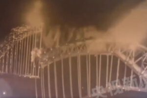 colapso de un puente en China