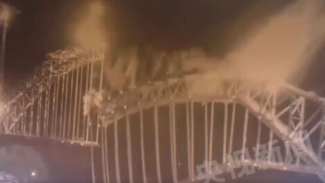 colapso de un puente en China