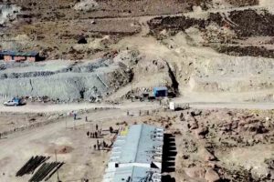 ocupación violenta de mina en Potosí